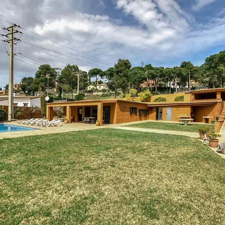 Casa Con Piscina *